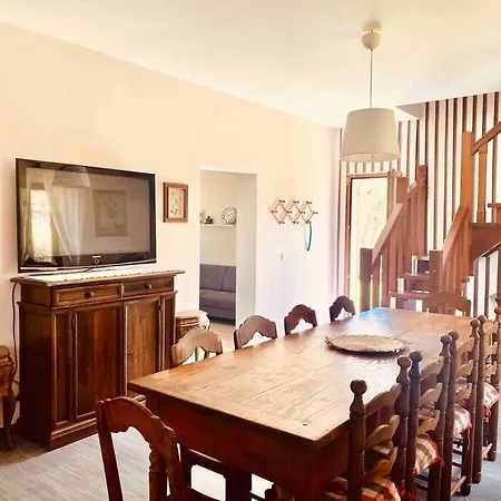 Villa Tuscany 250m2, Private Land 3000m2 Consuma