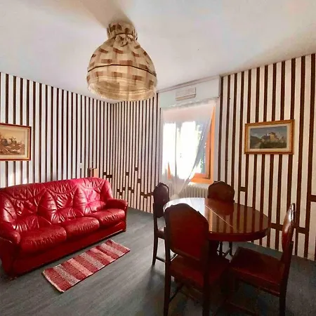 Tuscany 250m2, Private Land 3000m2 *