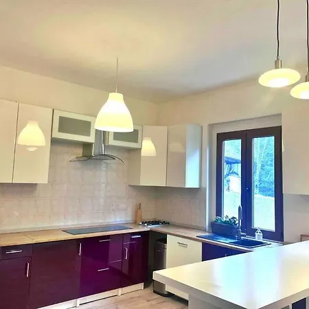 Tuscany 250m2, Private Land 3000m2 Villa Consuma