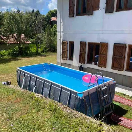 Βίλα Tuscany 250m2, Private Land 3000m2 *